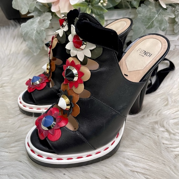 Fendi Black Floral Heels - Picture 16 of 16